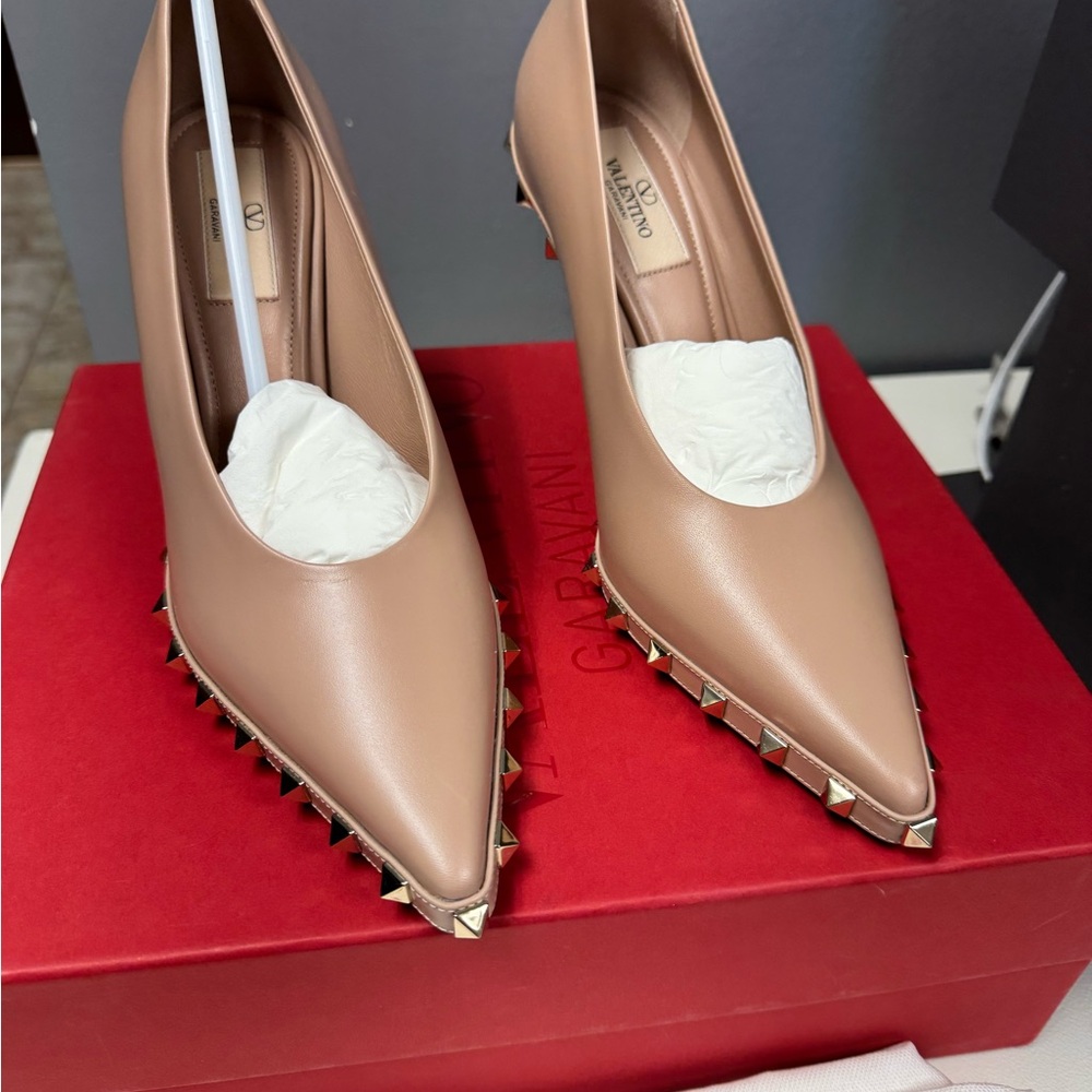 Valentino Women's Tan Studded Pumps - Picture 2 of 5